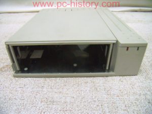 SCSI_Externbox_TEAC CD-516S